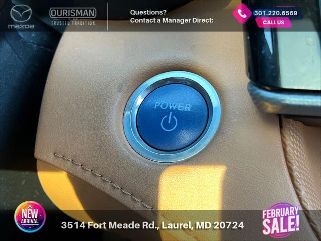 2021 Toyota Highlander Hybrid Platinum