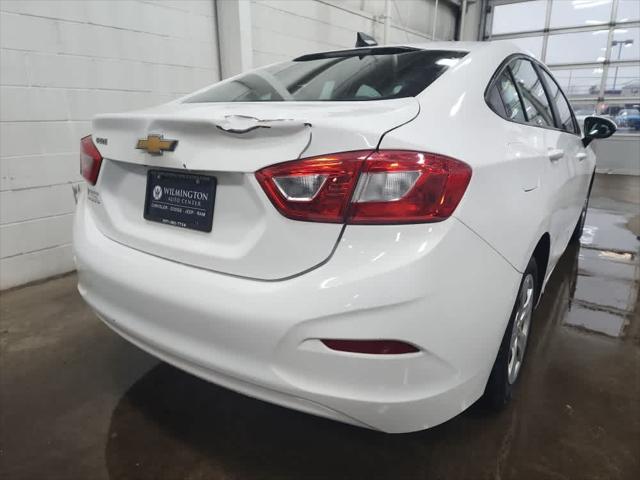 Used 2017 Chevrolet Cruze For Sale in Wilmington, OH