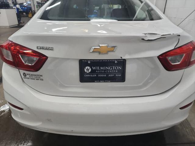 Used 2017 Chevrolet Cruze For Sale in Wilmington, OH