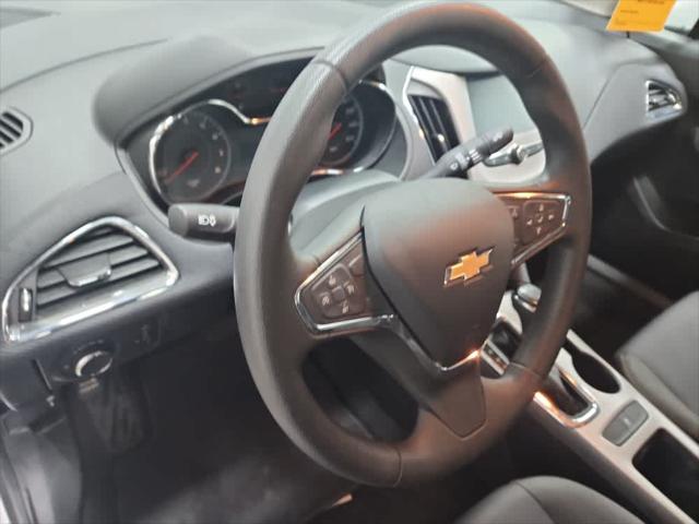 Used 2017 Chevrolet Cruze For Sale in Wilmington, OH