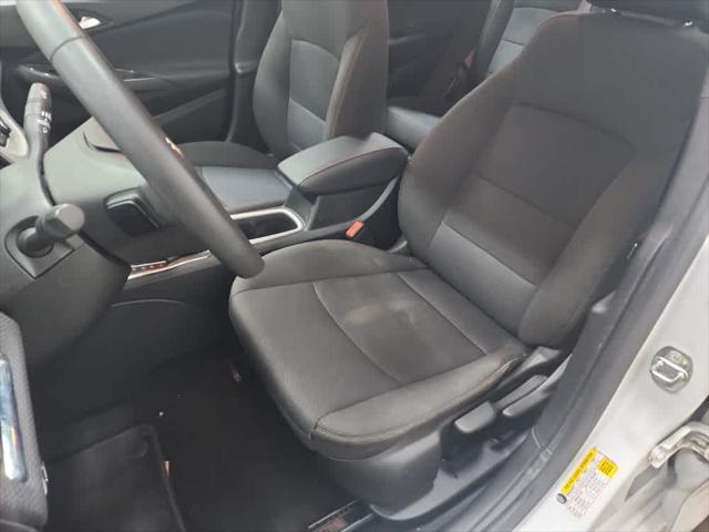 Used 2017 Chevrolet Cruze For Sale in Wilmington, OH