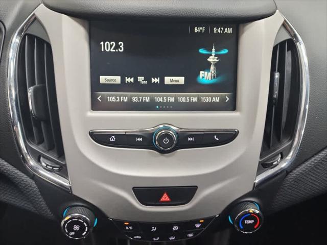 Used 2017 Chevrolet Cruze For Sale in Wilmington, OH