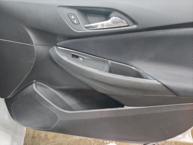 Used 2017 Chevrolet Cruze For Sale in Wilmington, OH