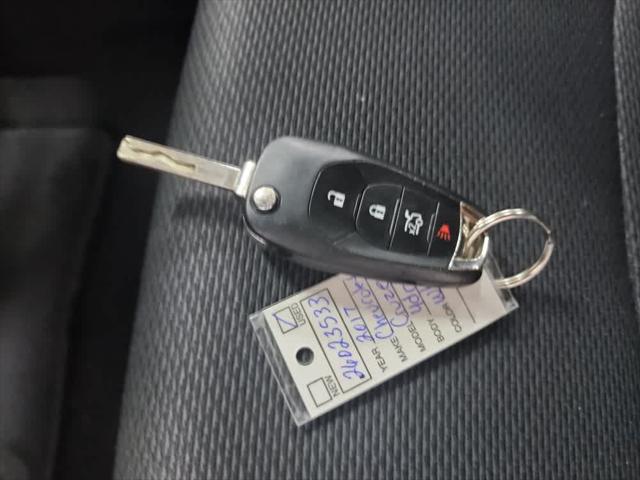 Used 2017 Chevrolet Cruze For Sale in Wilmington, OH