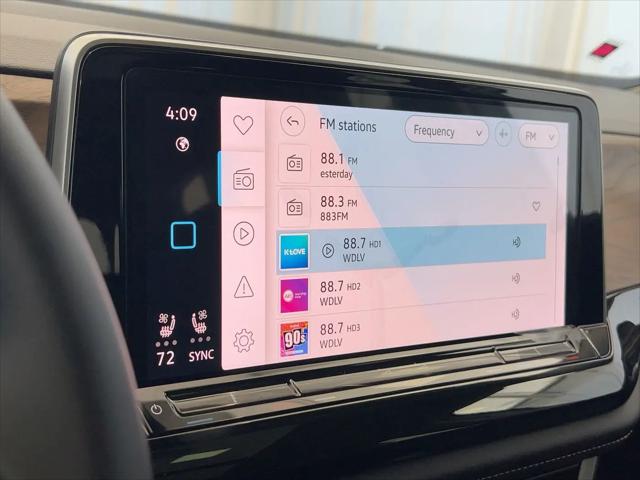 2026 Volkswagen Atlas SE with Technology