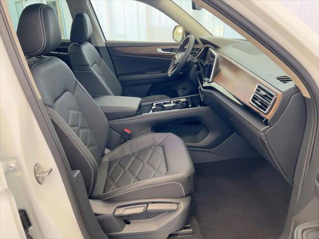 2026 Volkswagen Atlas SE with Technology