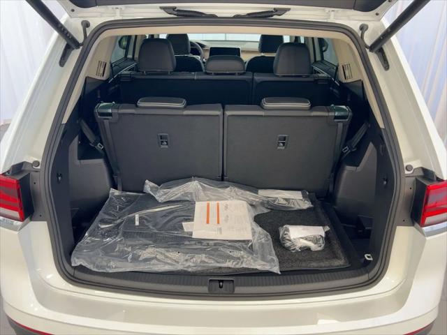 2026 Volkswagen Atlas SE with Technology