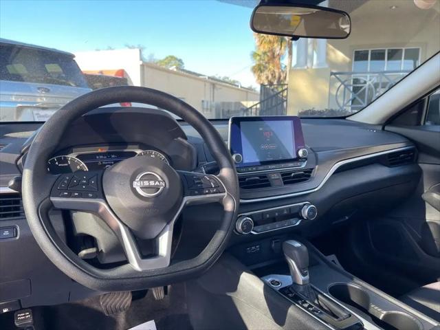 2025 Nissan Altima SV FWD