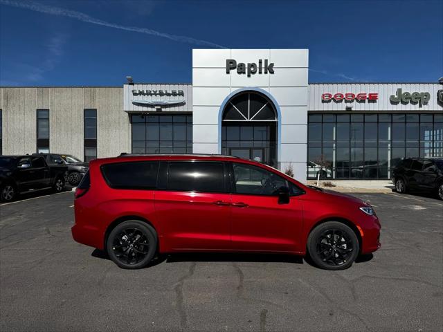 2026 Chrysler Pacifica Limited AWD for sale in Luverne, MN