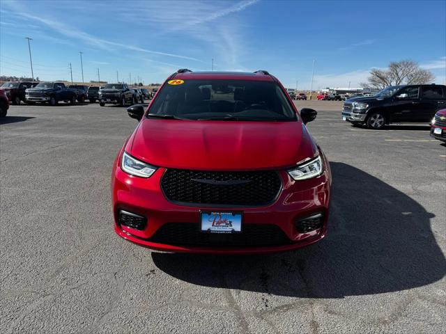 2026 Chrysler Pacifica Limited AWD