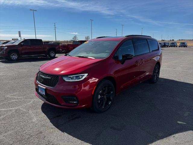 2026 Chrysler Pacifica Limited AWD