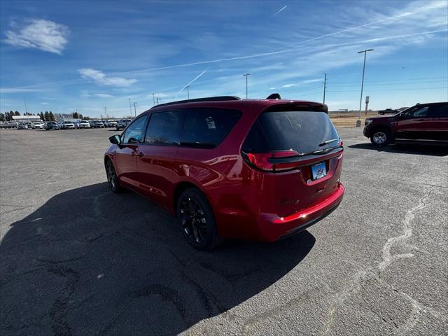 2026 Chrysler Pacifica Limited AWD