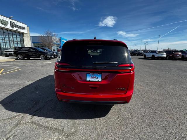 2026 Chrysler Pacifica Limited AWD