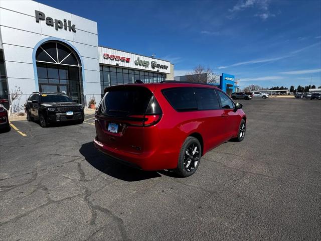 2026 Chrysler Pacifica Limited AWD
