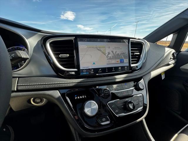 2026 Chrysler Pacifica Limited AWD