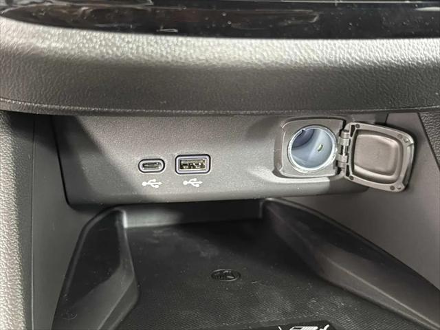 2026 Buick NV Sport Touring FWD