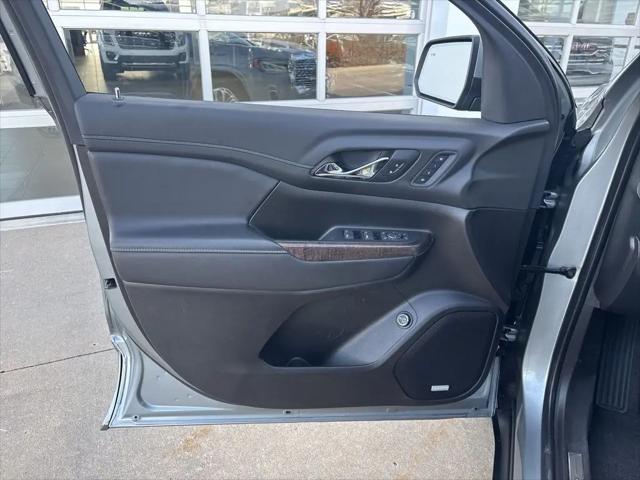 2023 GMC Acadia FWD Denali