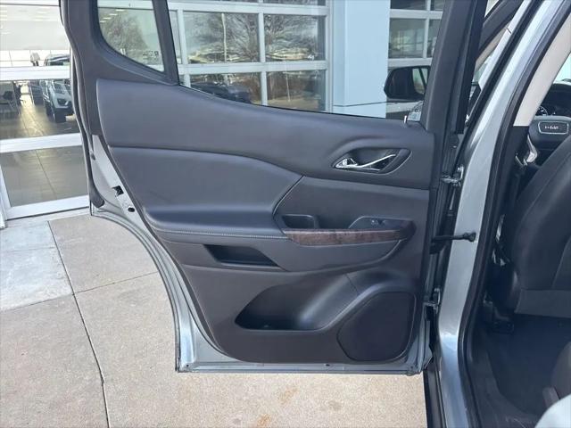 2023 GMC Acadia FWD Denali