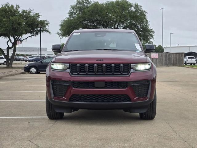 2026 Jeep Grand Cherokee Altitude 4x2