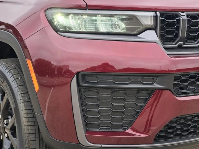 2026 Jeep Grand Cherokee Altitude 4x2