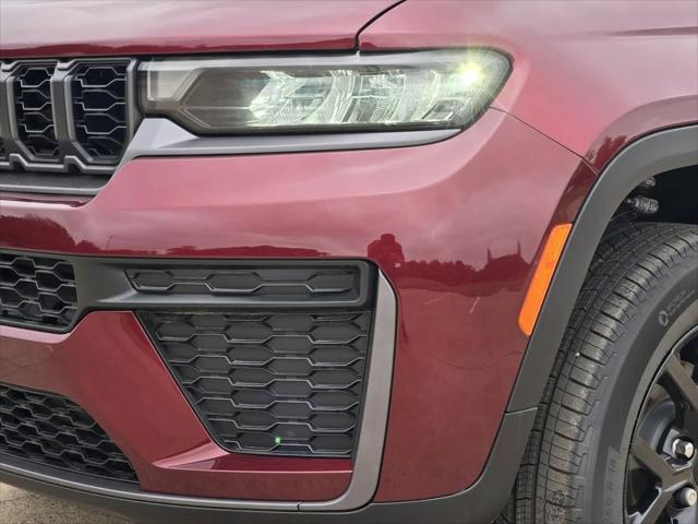 2026 Jeep Grand Cherokee Altitude 4x2
