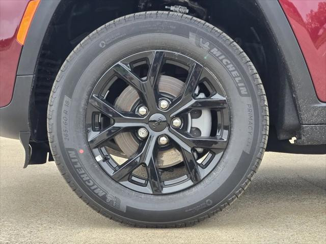2026 Jeep Grand Cherokee Altitude 4x2