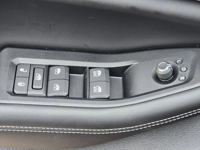 2026 Jeep Grand Cherokee Altitude 4x2