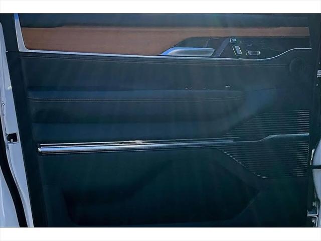 2024 Jeep Grand Wagoneer L Series III 4x4
