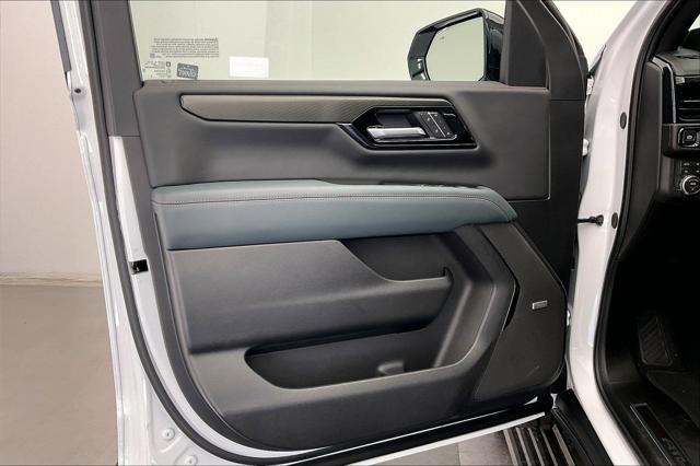2026 GMC Yukon XL 4WD AT4