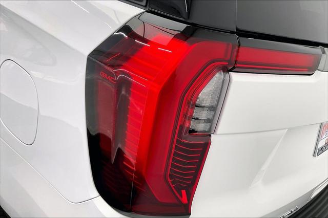 2026 GMC Yukon XL 4WD AT4
