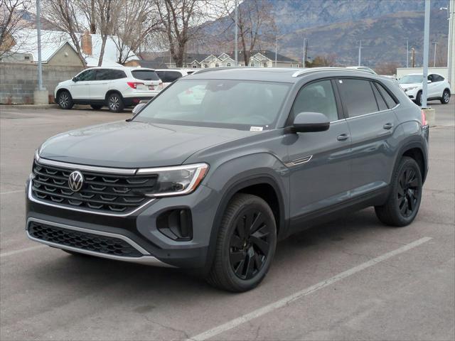 2026 Volkswagen Atlas Cross Sport SE with Technology