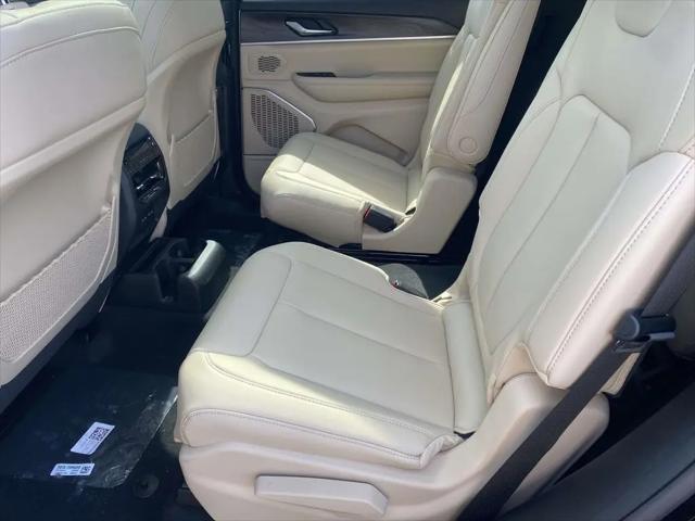 2026 Jeep Grand Cherokee L Limited 4x2