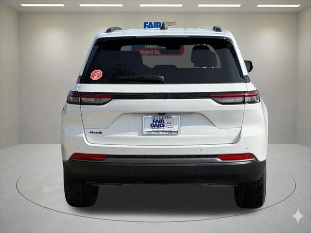 2026 Jeep Grand Cherokee Altitude 4x4