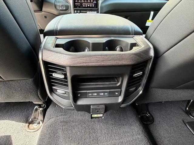 2026 Ram 3500 Laramie Crew Cab 4x4 64 Box