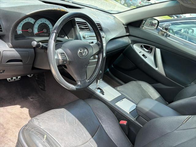 2011 Toyota Camry SE - Photo 9