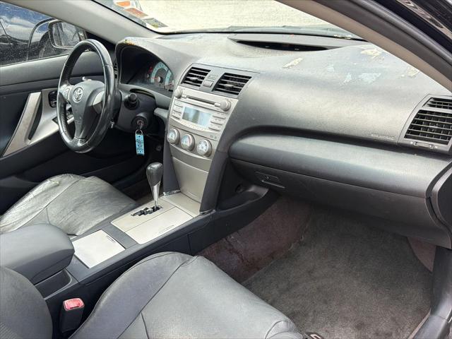 2011 Toyota Camry SE - Photo 11