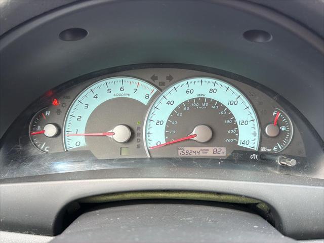 2011 Toyota Camry SE - Photo 16