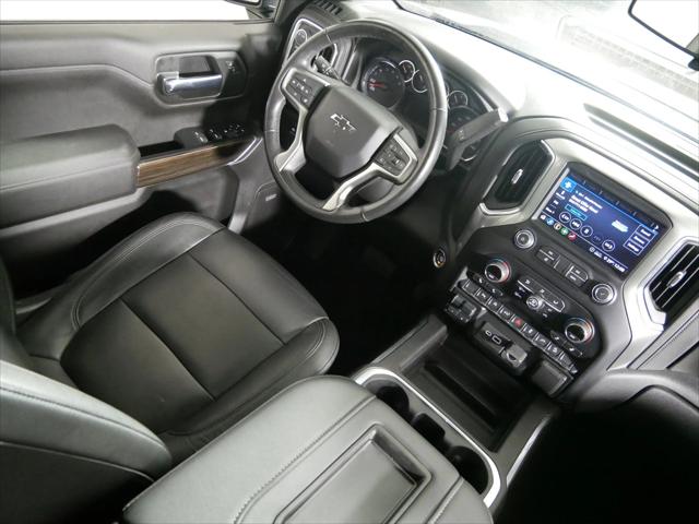 2020 Chevrolet Silverado 1500 4WD Crew Cab Short Bed RST