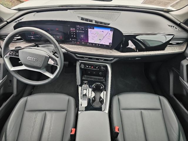 2025 Audi Q5 Premium TFSI quattro S tronic