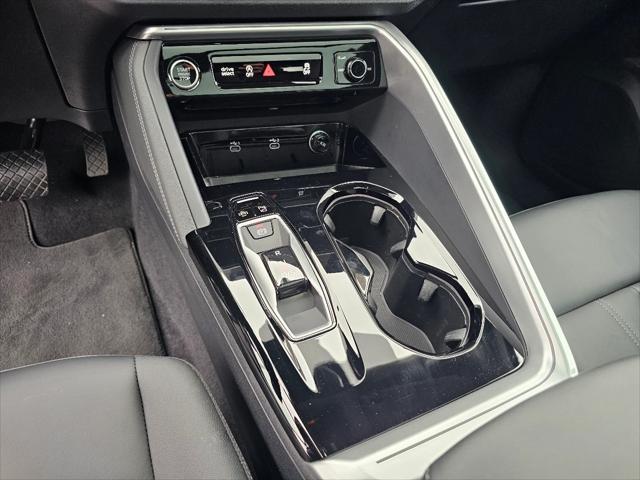 2025 Audi Q5 Premium TFSI quattro S tronic