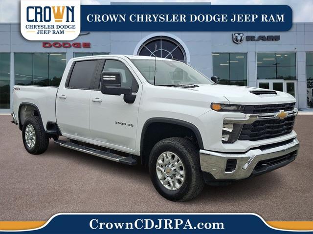 2024 Chevrolet Silverado 3500HD 4WD Crew Cab Standard Bed LT