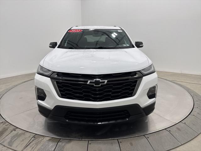 2022 Chevrolet Traverse AWD LT Cloth