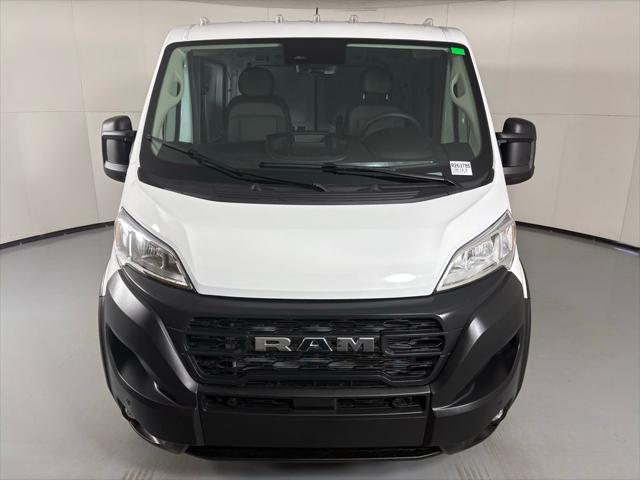 2026 Ram ProMaster Cargo Van Tradesman Low Roof 118 WB w/Pass Seat