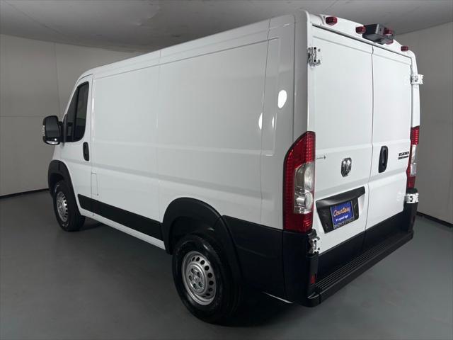 2026 Ram ProMaster Cargo Van Tradesman Low Roof 118 WB w/Pass Seat