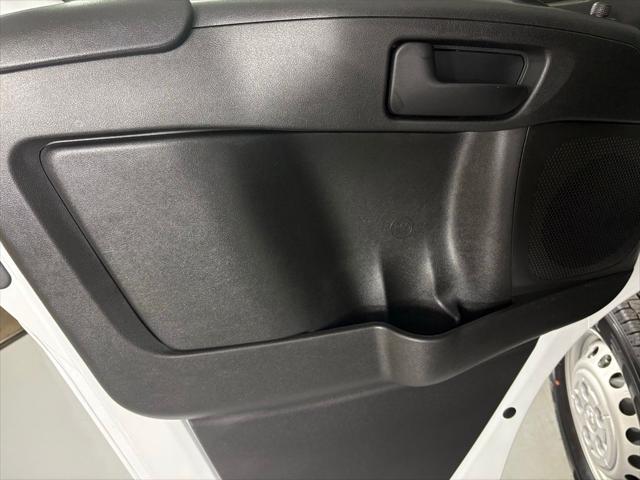 2026 Ram ProMaster Cargo Van Tradesman Low Roof 118 WB w/Pass Seat