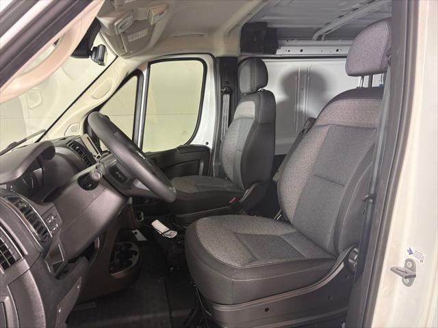 2026 Ram ProMaster Cargo Van Tradesman Low Roof 118 WB w/Pass Seat