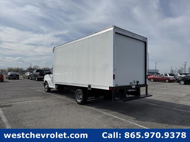 2026 Chevrolet Express Cutaway 4500 Van