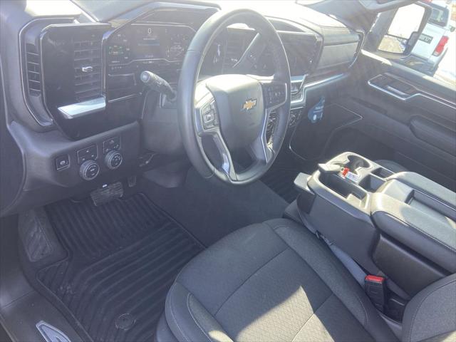 2025 Chevrolet Silverado 2500HD 4WD Crew Cab Standard Bed LT