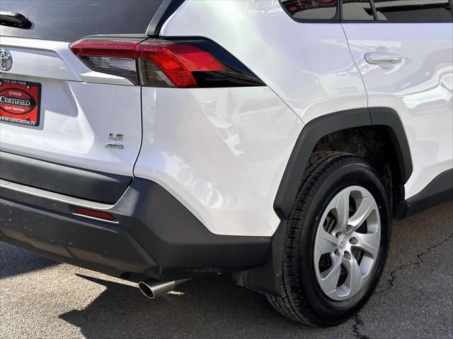 2021 Toyota RAV4 LE [8]