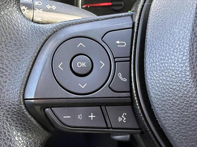 2021 Toyota RAV4 LE [20]